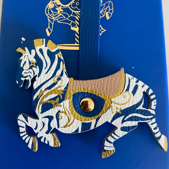 Louis Vuitton VIP Novelty Holiday 3pc Ornament/ Bag Charms GWP - Picture 10 of 15